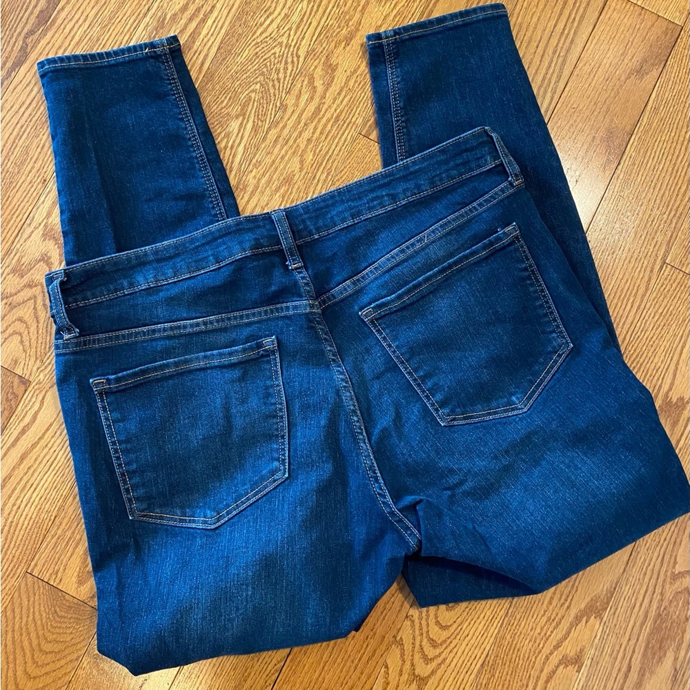 Mid-Rise Ladies Skinny Jeans - Picture 3 of 5